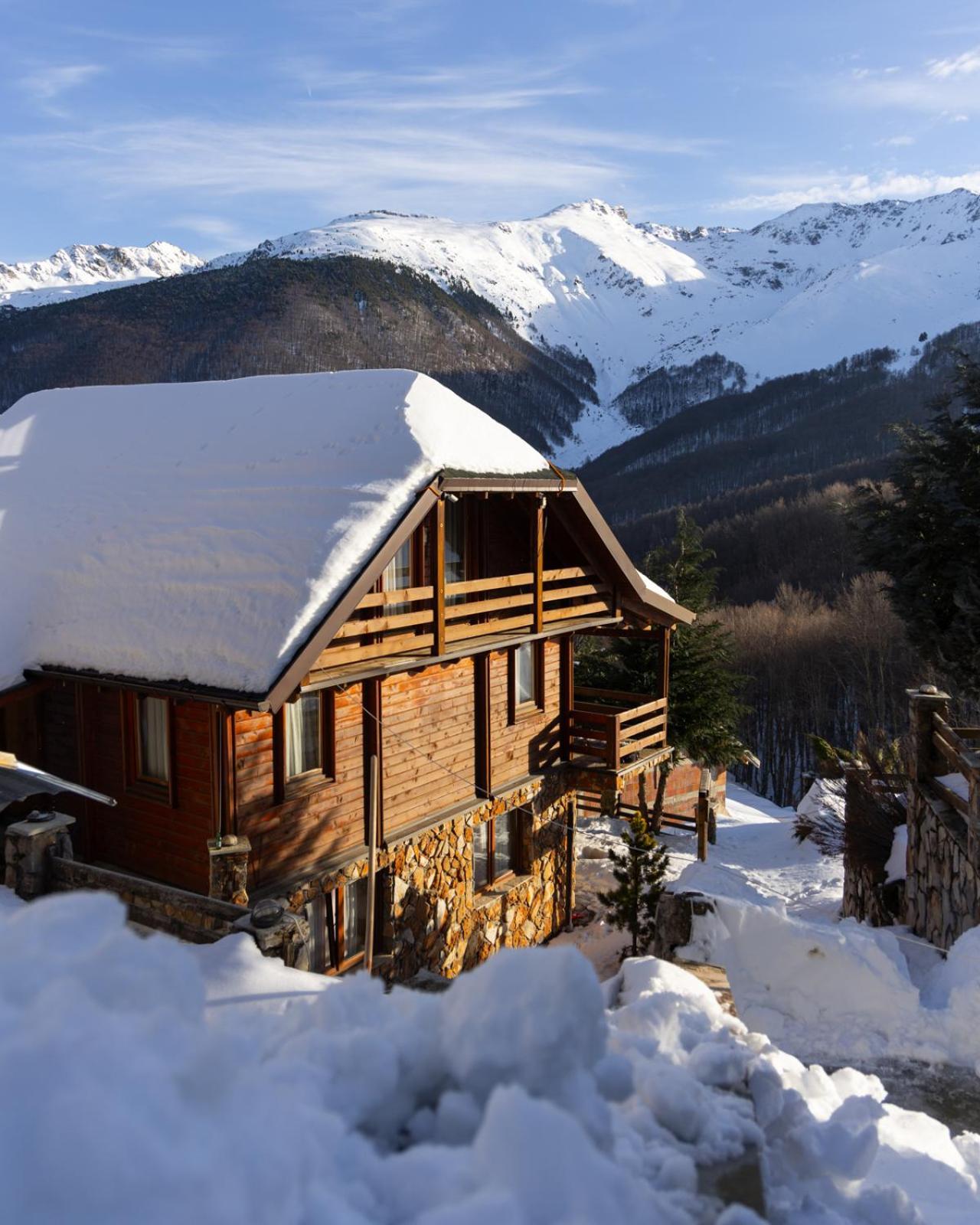 Hotel Prevalla Призрен Екстериор снимка